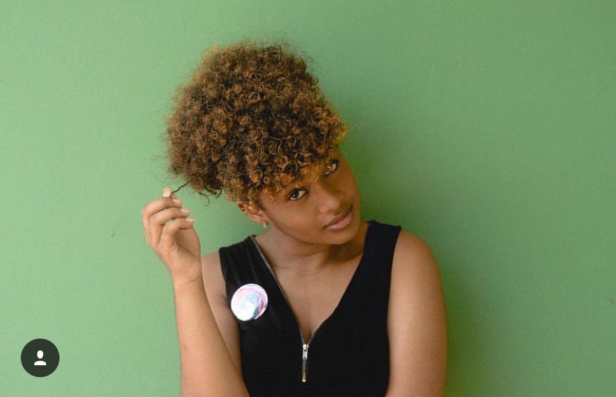 CrownPaintColor's tweet photo. Ambassador @kamronwaithe.etc Welcome to the team Queen
#CrownPaintColors #regalorange #TemporaryHairColor #Natural #Naturalista #Caribbean #Ambassador #Smile #Laugh #EnjoyLife #Melanin #Queen #MelaninPoppin #BlackGirlMagic #ShortHairDontCare #ExpressYourself #YourHairDontCare https://t.co/geQpJzFGib