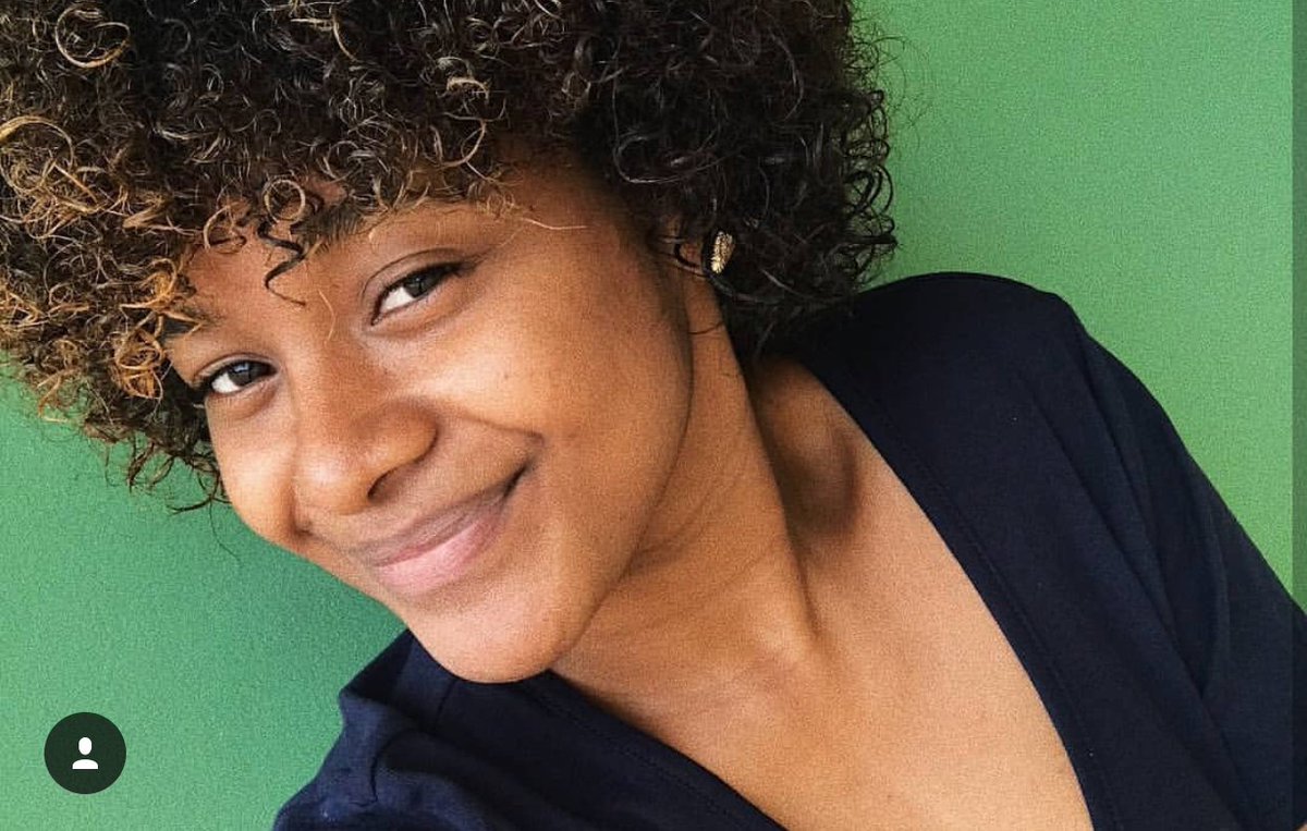 CrownPaintColor's tweet photo. Ambassador @kamronwaithe.etc Welcome to the team Queen
#CrownPaintColors #regalorange #TemporaryHairColor #Natural #Naturalista #Caribbean #Ambassador #Smile #Laugh #EnjoyLife #Melanin #Queen #MelaninPoppin #BlackGirlMagic #ShortHairDontCare #ExpressYourself #YourHairDontCare https://t.co/geQpJzFGib