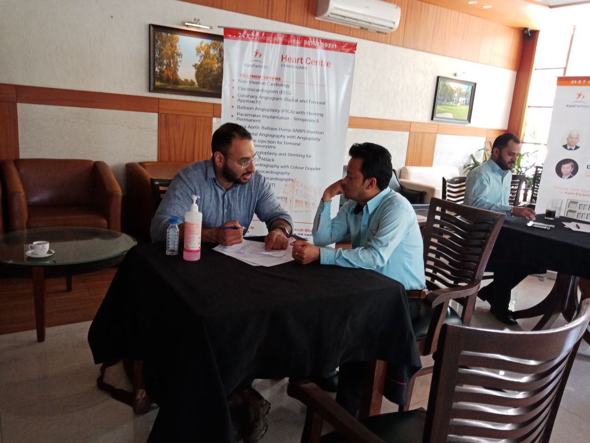 kare_partners's tweet photo. Kare Partners Heart Centre, Chandigarh organised a heart camp in Chandigarh Golf Club. 
#Karepartners #chandigarh #heartcamp #healthcare #health #fitness #healthyeating #camp #india #development #healthissues #cardiac #doctors #nurses #TuesdayThoughts https://t.co/nvqSQVAD5Z