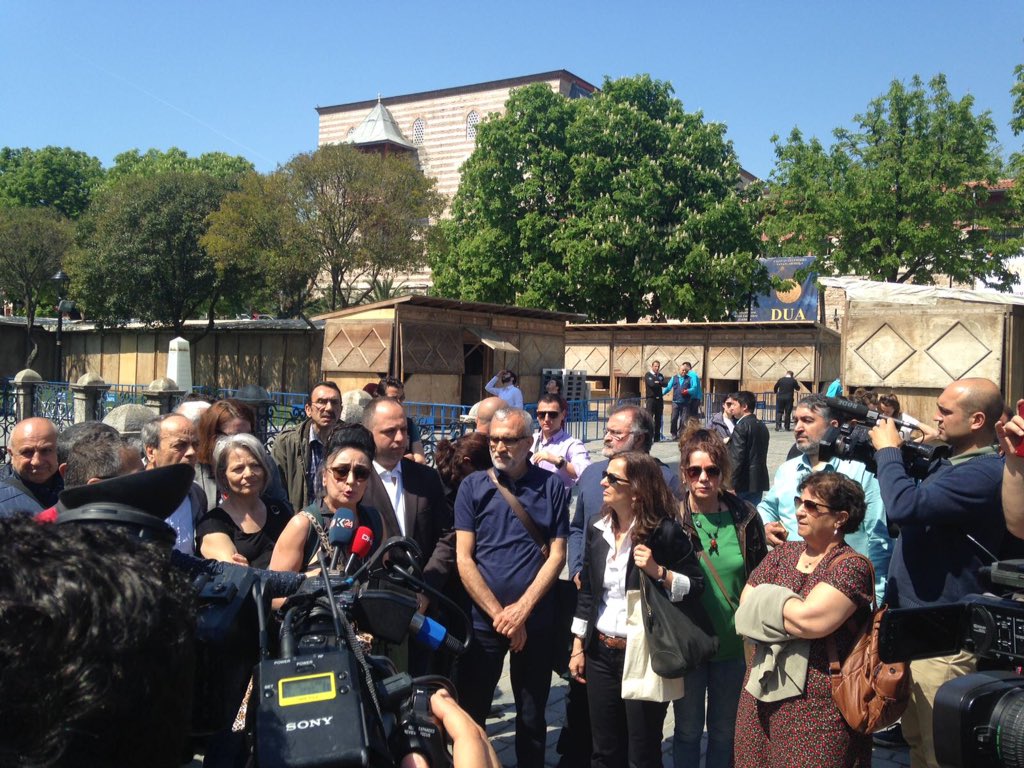 EGAMofficial's tweet photo. Due to the confiscation of the press release and banners by the police because of the use of the word "genocide", @ihd_genelmerkez decided to cancel the commemorations.
At 1h30 pm (GMT+3), we will be holding a press conference, follow us, watch the live stream to find out more. https://t.co/EEDZhDTzYq