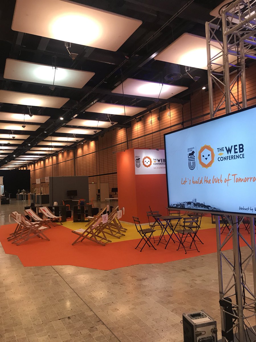 WebComeLyon's tweet image. En direct des coulisses de @TheWebConf 👋🏻 rendez vous cet après-midi pour l’ouverture de la zone expo #TheWebConf !