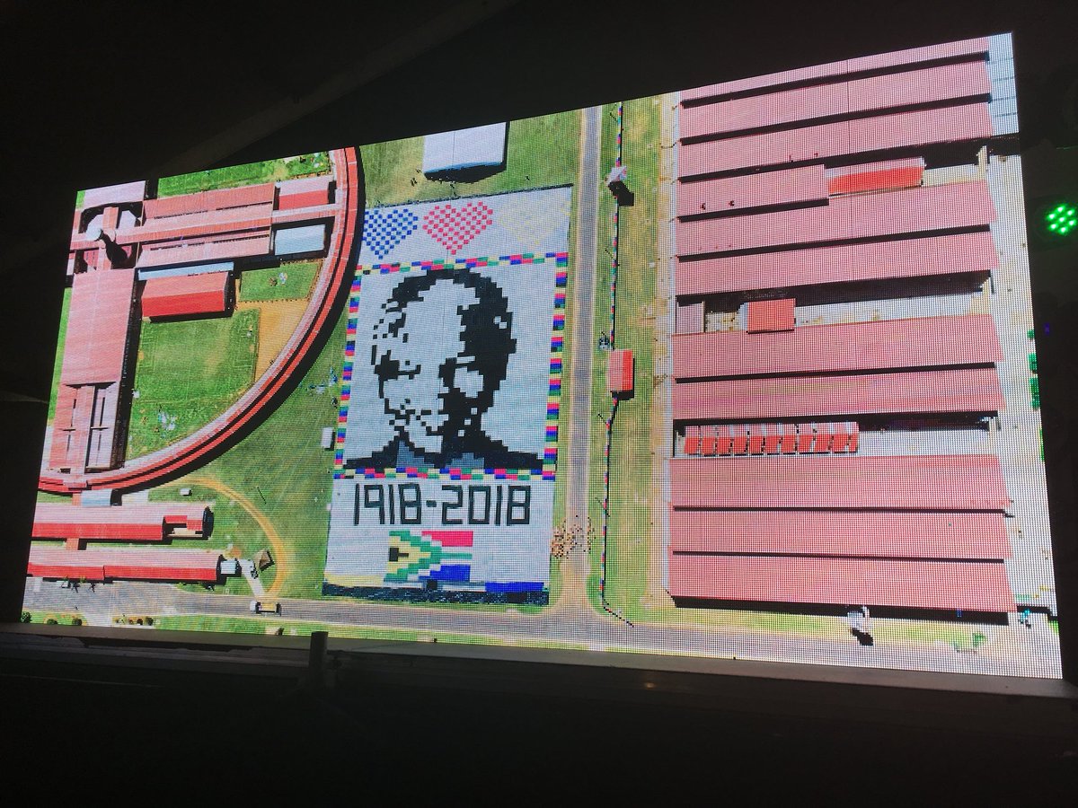 Wotiftrust's tweet photo. This is the largest blanket portrait created to date. We did it, South Africa!
With more than 6000 blankets created by #ActiveCitizens and everyday people, #GoodWool has the potential to connect us. https://t.co/FgqTqVh9iT