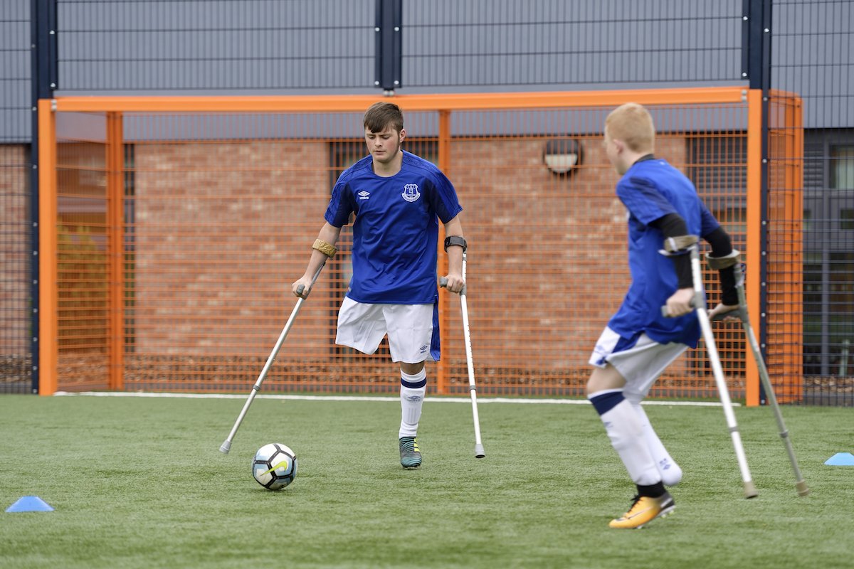 Everton in the Community tweet media