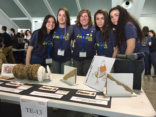 LiceoHispano's tweet photo. El pasado domingo,  @LiceoHispano estuvo presente en La Fira de #experimenta2018. Enhorabuena a todos los implicados en el trabajo y felicidades por los logros obtenidos. https://t.co/KzcbtxTyTh https://t.co/zFLRNk8xkd