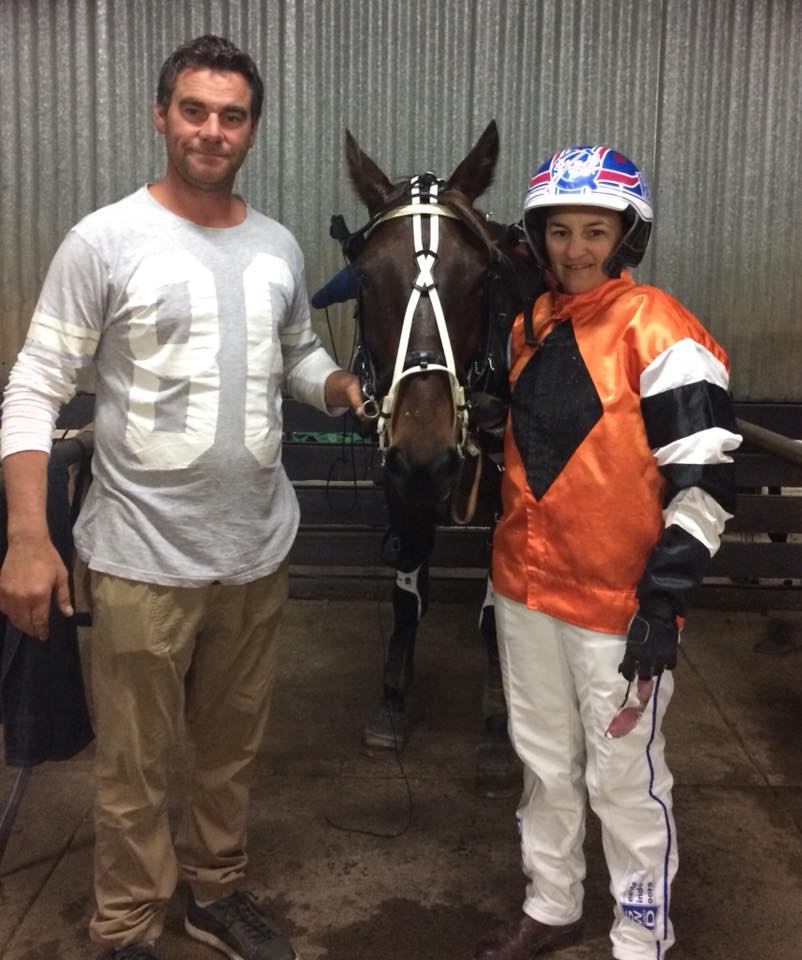 GeelongHarnessR's tweet photo. HEZATOFF (Bettors Delight-Glenferrie Alexis) has won the Frank Khan is 80 Pace. Mile Rate for the mile race was 1:55.7. Trainer @craigdemmler , well driven by @JodiQracing . https://t.co/XGzga74bgm