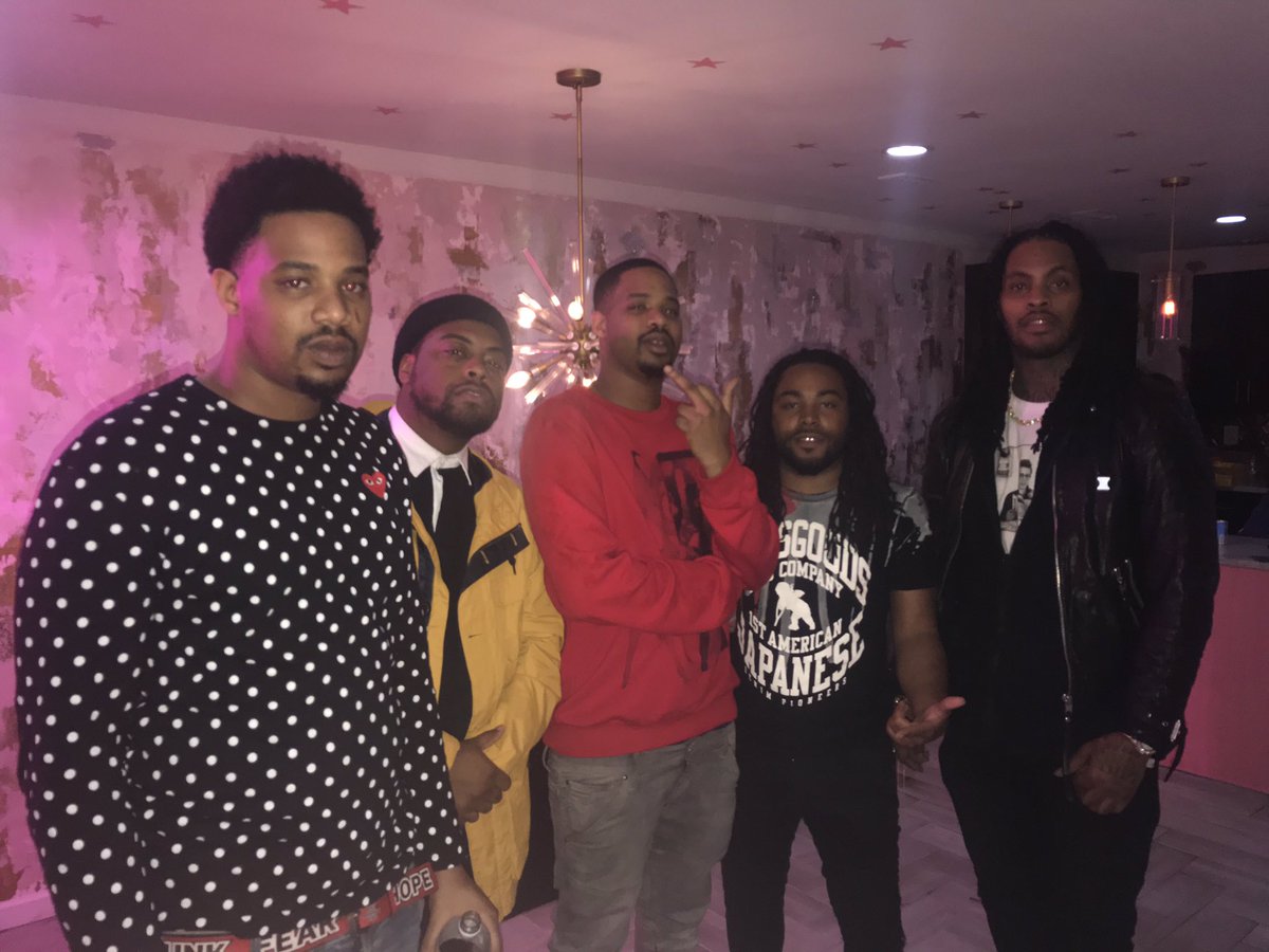 pluggbrotherz's tweet photo. Network = Networth 💰 https://t.co/I8EL26u9ro
