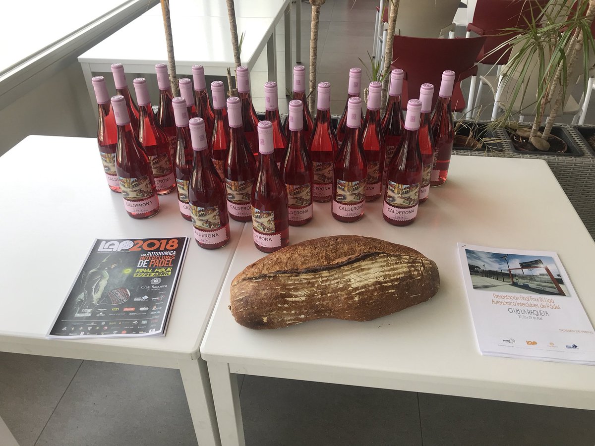 Sorteadas las semifinales de #FinalFourLAP2018
Padel Arena-CDO y Ponferrada-Padeld10z en Primera masculina , y Padeld10z-CDO y real Sociedad Hípica-Ponferrada en Primera femenina. <a href="/lapsportpremium/">LAP SPORT PREMIUM</a>