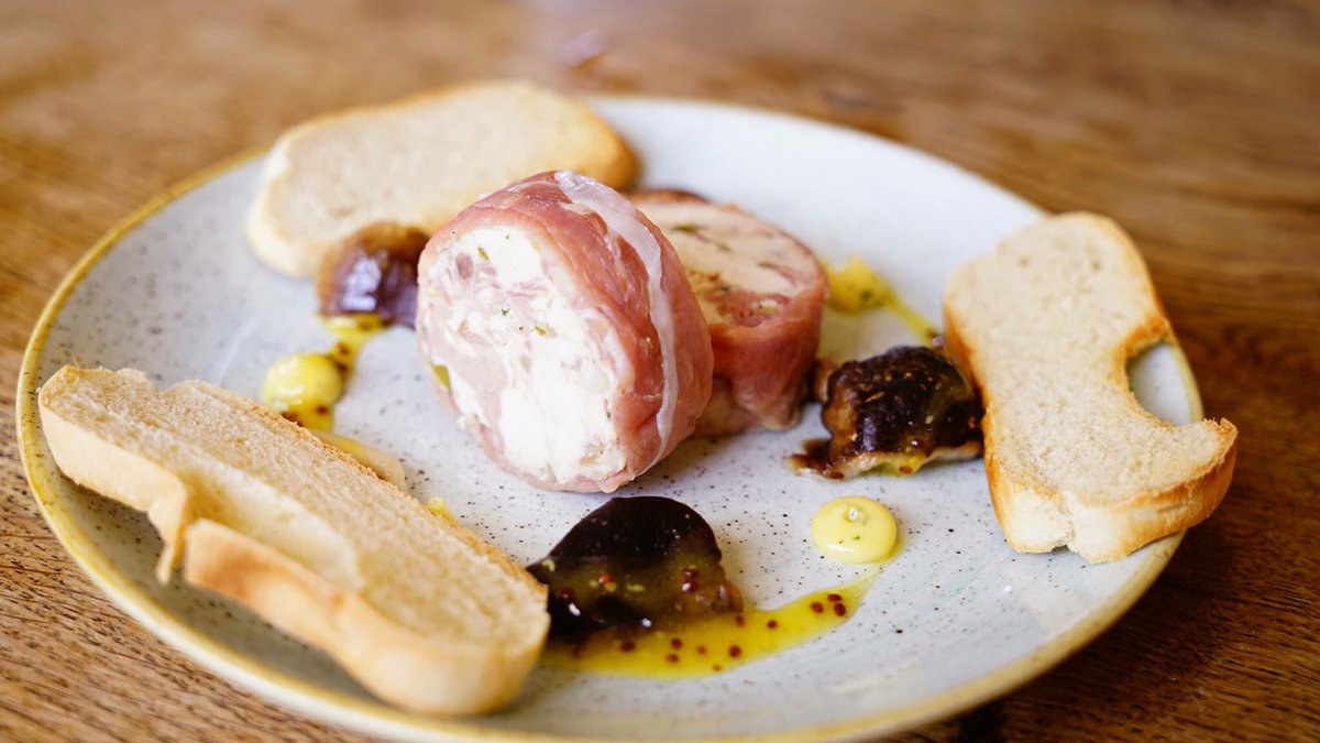 With seasonal specials every day &amp; a delicious monthly changing A La Carte menu, the food at The Plough is always interesting &amp; best of all, FRESH! Featuring the popular pub classics, steaks, fresh from market fish, tasty seafood &amp; indulgent puddings.
