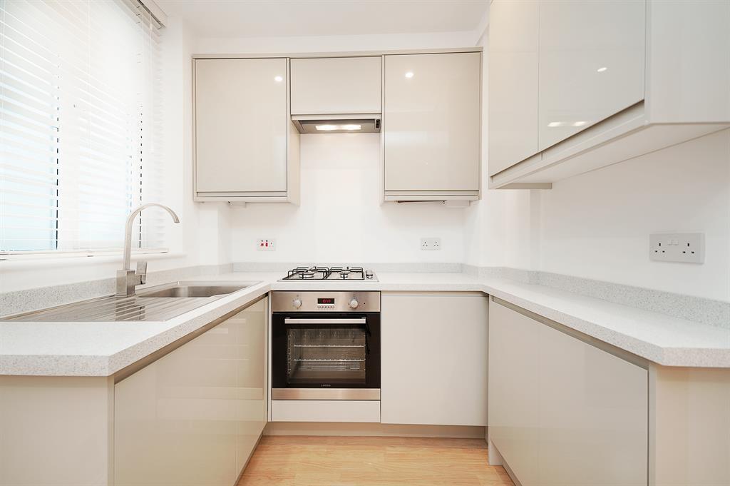 HuntersNW6's tweet photo. Located in the heart of #MaidaVale is this #newlyrefurbished #onebedroom apartment.

£350 p/w

Register your interest with us today by giving us a call on 02074314777.

#hunters #w9 #maidavale #rental #shirlandroad https://t.co/2N5mTLenMm