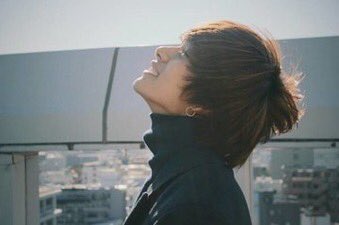 asym0120's tweet photo. ど新規のいい歳した大人です。
「君の膵臓をたべたい」で気になって「隣の家族は青く見える」で落ちました…
北村匠海くんの声が好きです。
スラ友さんがいないので、仲良くしてくれる方募集中です(*^^*)
#スラッシャーさんと繋がりたい
#DISH
#拡散希望 https://t.co/Q7CD8njgcD