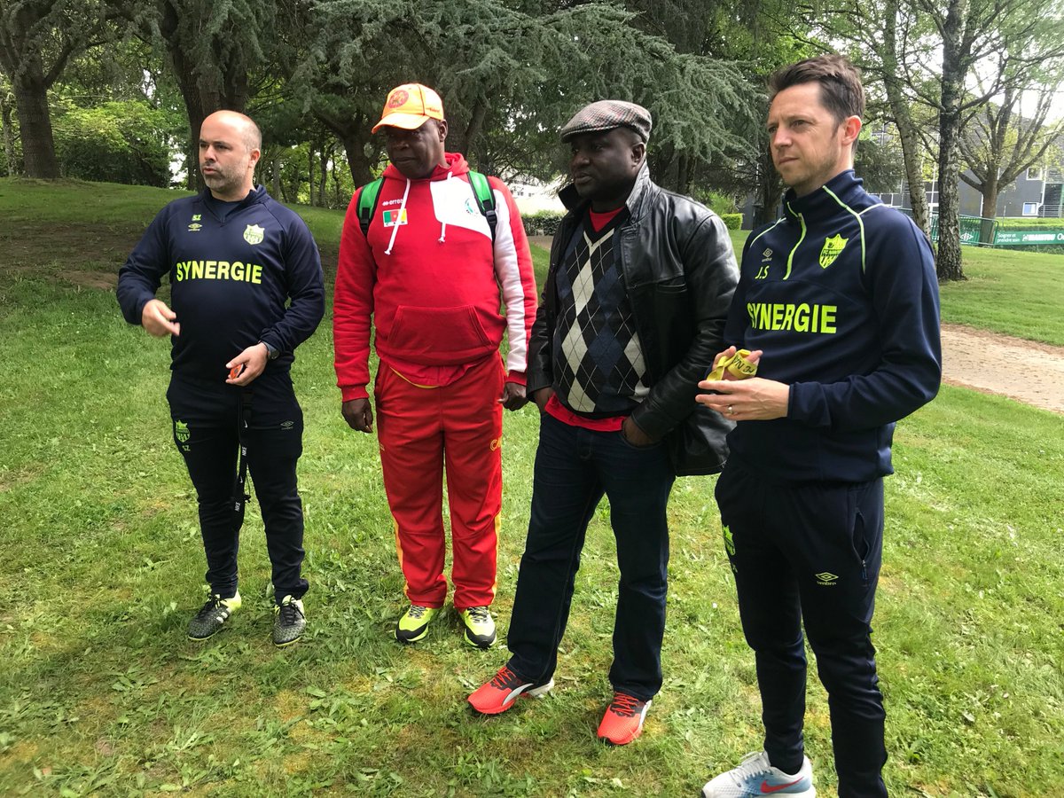ANAFOOT1's tweet photo. #L'ANAFOOT en prospection à l'étranger
  Le Directeur Général de l'Académie Nationale de Football, Enow Ngachu, est en prospection en France depuis le vendredi 20 avril 2018. https://t.co/dssf4aSuCP