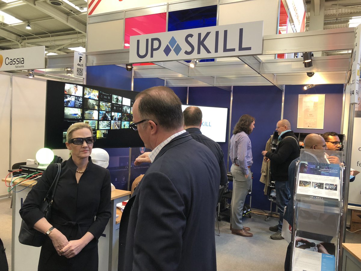PaulBoris_'s tweet image. Excited to meet Erin Walsh, Assistant Secretary of Commerce for Global Markets .@CommerceGov about the #AugmentedWorker @hannover_messe #HM18 in the USA #DigitalFactoryPavillion - she was excited to demo @upskillio #Skylight on @Vuzix #M300 and was impressed with the @VuzixBlade