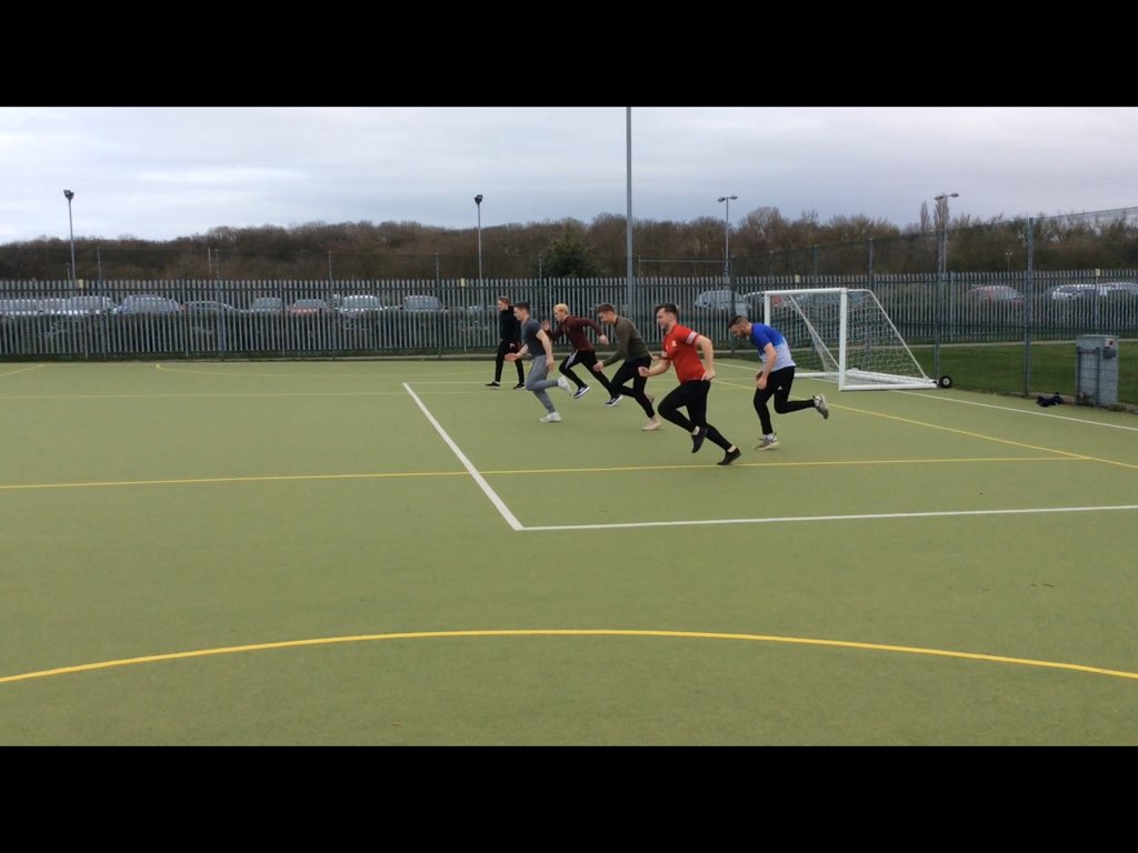 tim_hotchin's tweet photo. @SportUniformedS L3 PT’s delivering &amp; taking part in group interval sprint sessions on the MUGA @NorthLindsey College.

Learning how to structure work:rest ratios using measurements of time to monitor max intensity within a group setting. https://t.co/c7cBQgedSL