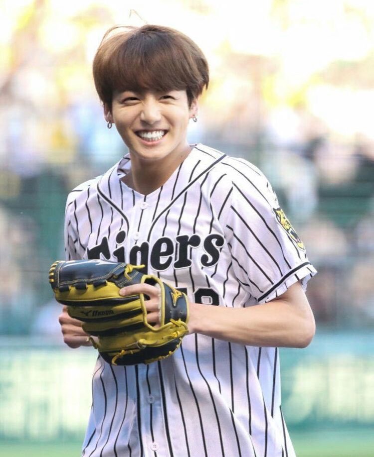 bts1935JongKook's tweet image. ♥️初タグ

♥️02line

♥️グクよりのオルペン

♥️神奈川army

#ARMYさんRTorいいねしてくれたらフォローします  #ARMYさんと仲良くなりたい  #BTS好きな人と繋がりたい  #ARMYさんたちと繋がりたい