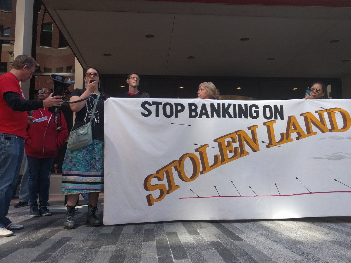 iowacci's tweet photo. Summer, 14, from South Dakota, speaks on the need to protect water and to #DefundPipelines. She also uplifts #MMIW movement and the need to support and protect Indigenous women. https://t.co/Lbc7j4S9iv