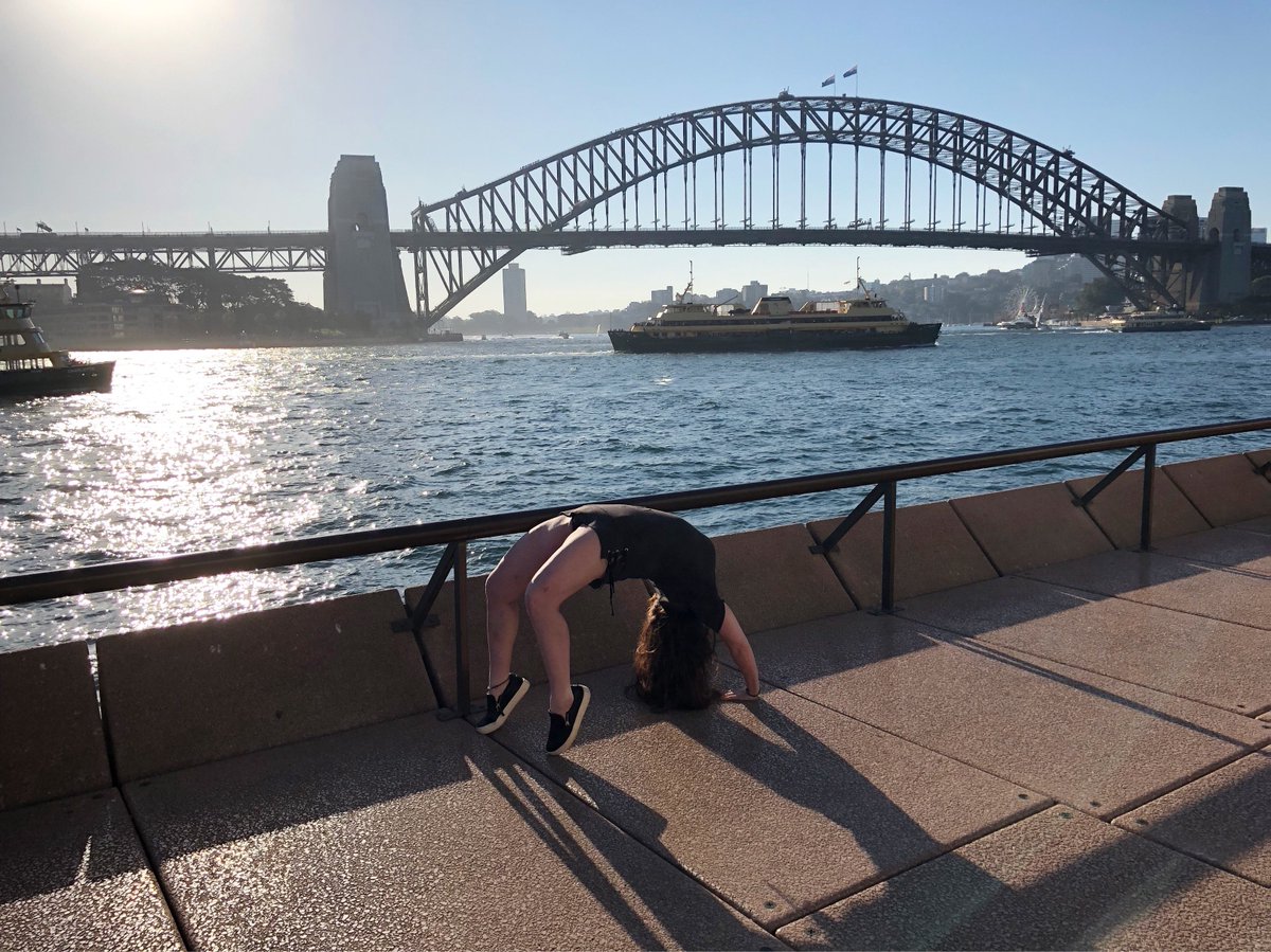 GotPole2's tweet photo. | Did y’all say you wanna see more of our student’s adventures in the #LandDownUnder?? 😍😍 How gorgeous is this shot?! She’s giving us some serious #fitspiration! 💋 Join our #GotPoleFamily! Try a class for just $20 🙌🏻 Message us today and we’ll #SeeYouWhereWeFly | https://t.co/SiZfBuzqEI
