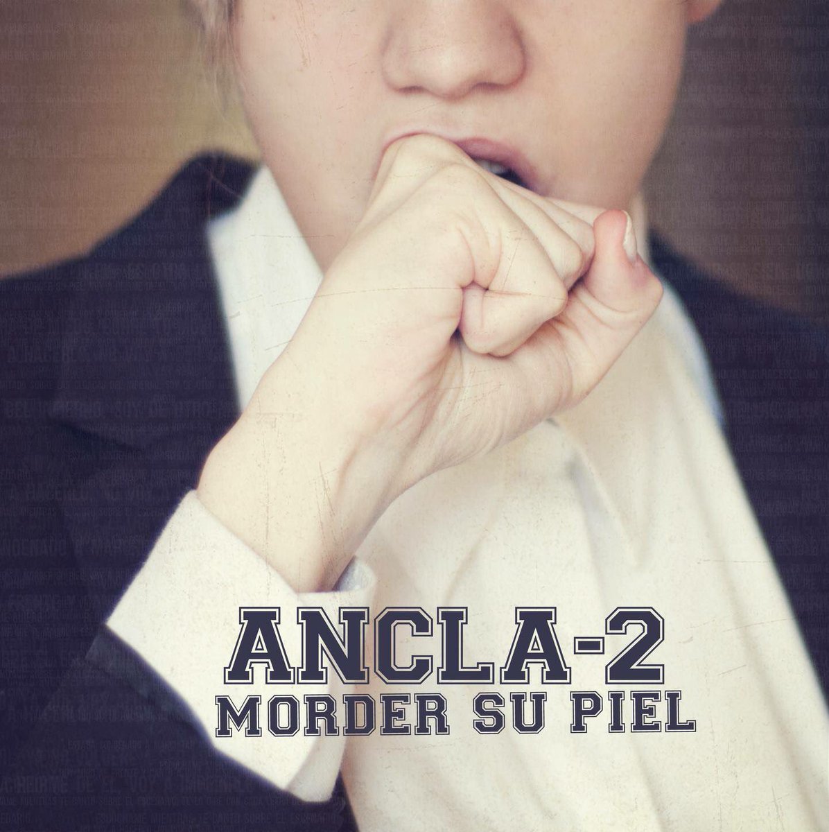 Ancla2official's tweet photo. Esta imagen, portada de nuestro EP “Morder su piel” deja un espacio a la reflexión. A qué piel nos referimos? https://t.co/2zHrFh4ctk