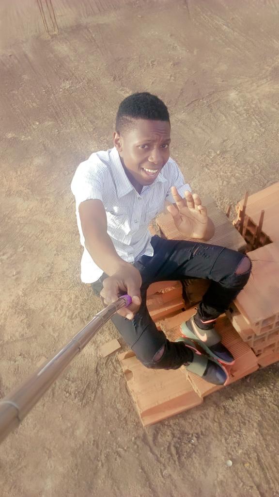 WizzBien's tweet photo. Me love you people https://t.co/2HTibLDjw7