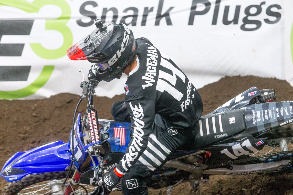 Arenacross's tweet photo. Robbie Wageman rips around the @e3sparkplugs berm for #TurnTuesday! π₯ #AMSOILAX https://t.co/RWEbInWSUd