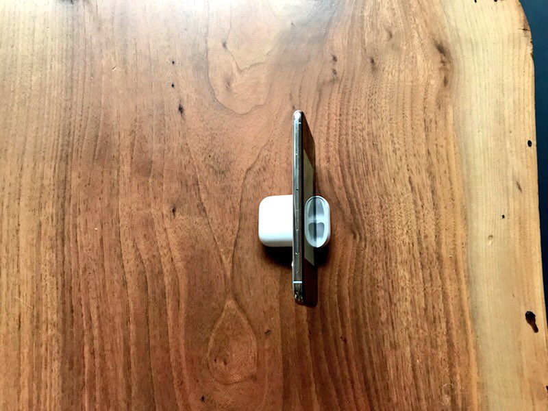 chrismaddern's tweet photo. The best undocumented feature of AirPods. https://t.co/6ljr8hQODn