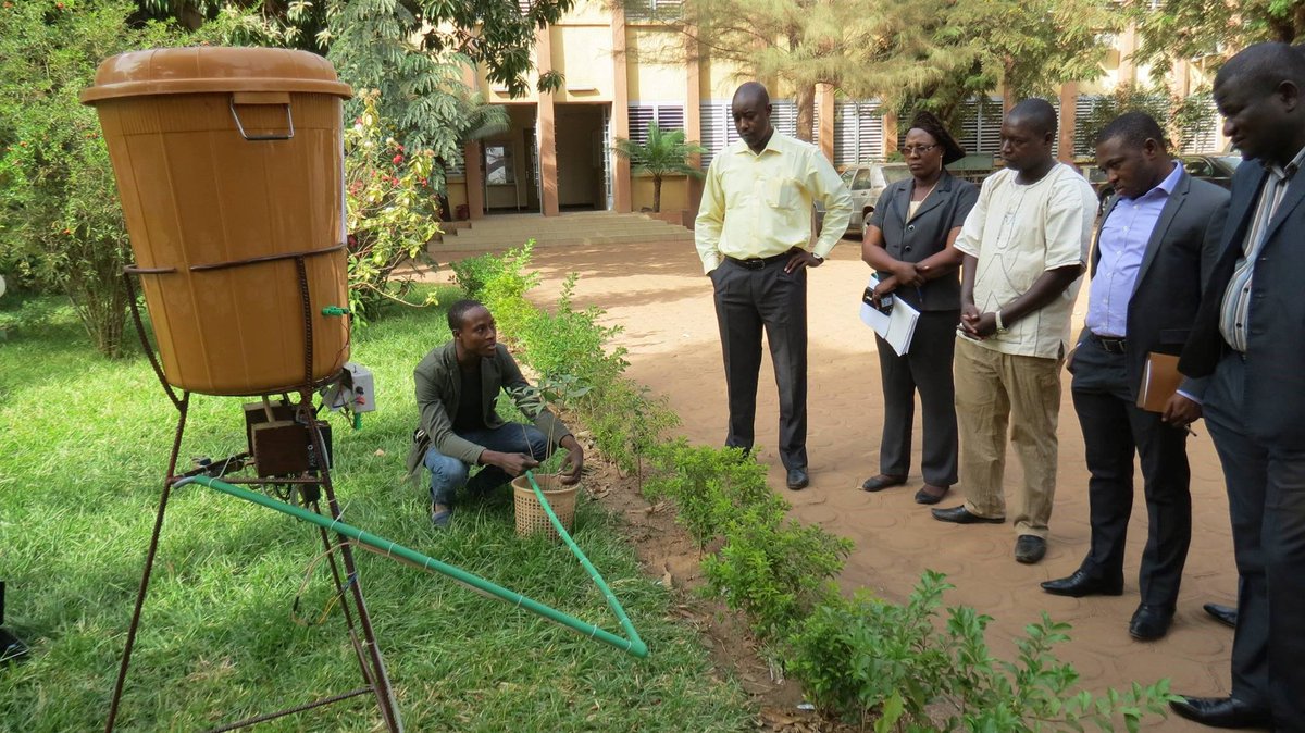 En suivant le lien bit.ly/labada18, Votez jusqu’au 30 avril pour le projet SAAGGA nominé aux African Digital Awards 2018. Ce projet incubé à <a href="/BeoogoLAB/">beoogolab</a> et porté par Serge ZAONGO est en compétition représentant le Burkina Faso. #lwili #BurkinaFaso <a href="/LaetitiaJoyce/">JLaetitia💫 🇧🇫</a>