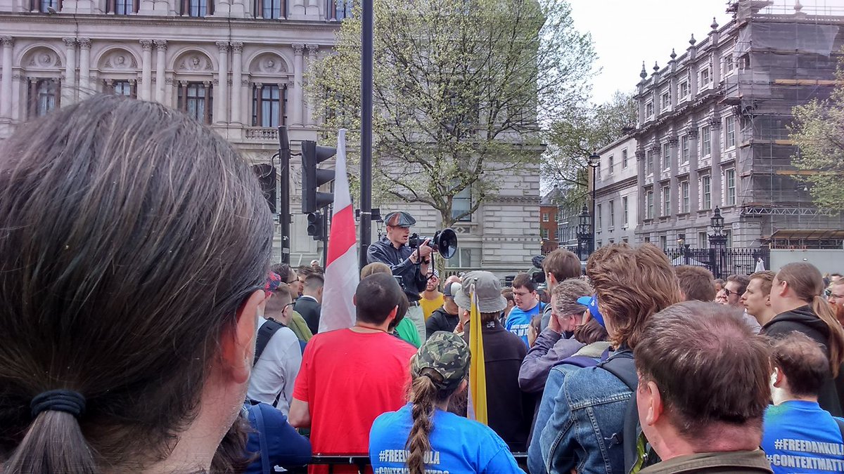 UKIPStudents's tweet photo. Several of our members attended the #FreeDankula march yesterday and one lucky member even got to give an impromptu speech!
We are committed to protecting and upholding freedom of speech on campuses and across the country!
#FreeCountDankula https://t.co/5WLhWxE4PR