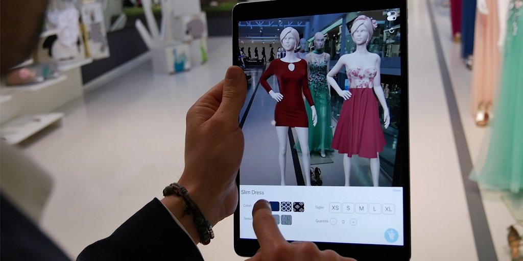 OverIT_FSM's tweet photo. Did you miss the chance to meet us at #IT4Fashion? Here is “#Space1 Sales”, the best in class #AugmentedReality solution to improve #FSM work of sales representatives through the use of virtual catalogs!  @EngineeringSpa  https://t.co/s8PpClM93x https://t.co/DU4H3dSs77