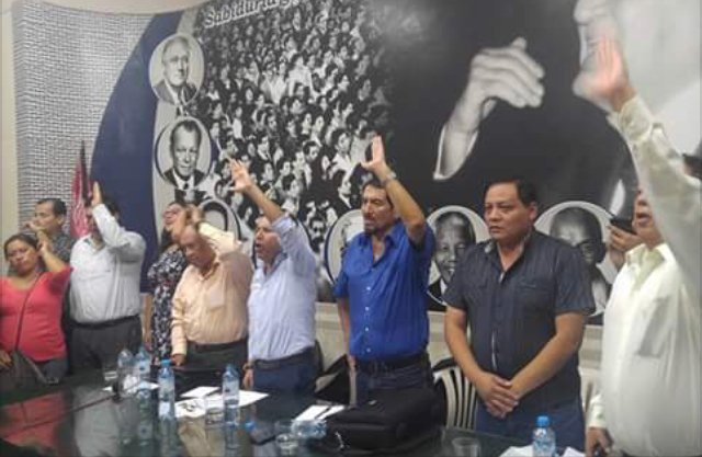 BenignoChirinos's tweet photo. APRA-"ASAMBLEA FUNCIONAL METROPOLITANA" (23/04): Despues de intenso debate unitario acordó participar en Lima con la Estrella!!

#ELECCIONES 2018, EL APRA SI VA CON LOS CANDICATOS DEL PUEBLO!
#VENCEREMOS!! https://t.co/fYMf2Qeugn