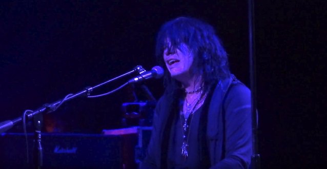 Watch TOM KEIFER Perform In Houston blabbermouth.net/news/watch-tom… https://t.co/GIpRYxjEsc