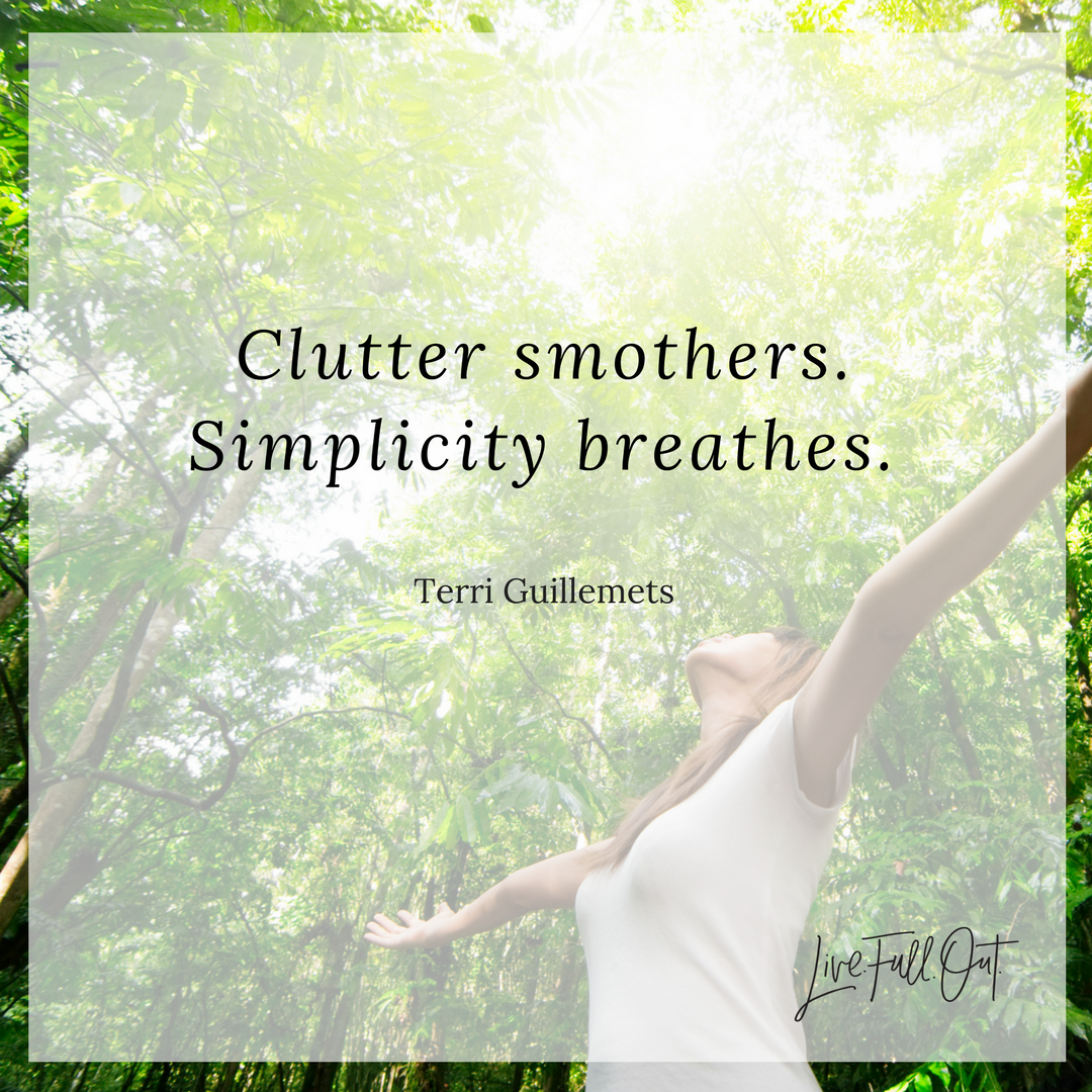 RomiNeustadt's tweet photo. It’s a simple quote with a powerful message. All month we’ve been talking about ways to #springcleanyourlife. Getting rid of naysayers, the emotional clutter, and all the negative stuff. Share your #TuesdayTip on how to declutter your life. https://t.co/hEokjxUgL1