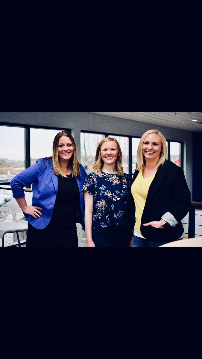 dbikatie's tweet photo. HR buddies photo! #DBICulture #friends #coworkers #HR https://t.co/PRNqfxV1UU
