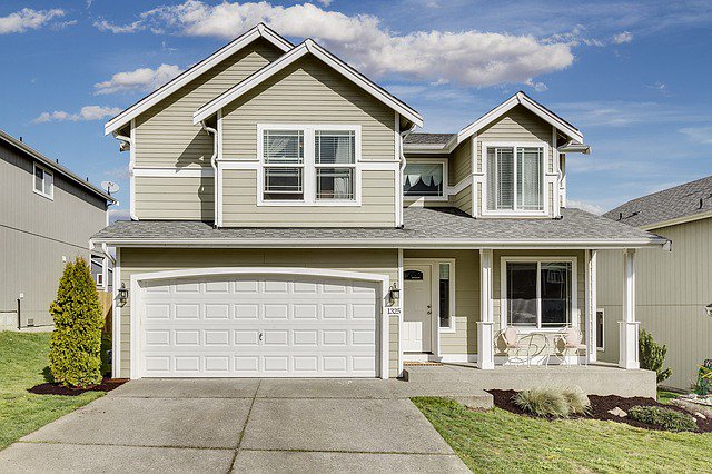 C_Installations's tweet photo. Does your home's exterior need a pick me up? Make sure to schedule your appointment today - Chicago-land has a limited window of time for exterior repairs!

https://t.co/oB36Az5Kdx https://t.co/FA0ORRUQ9C