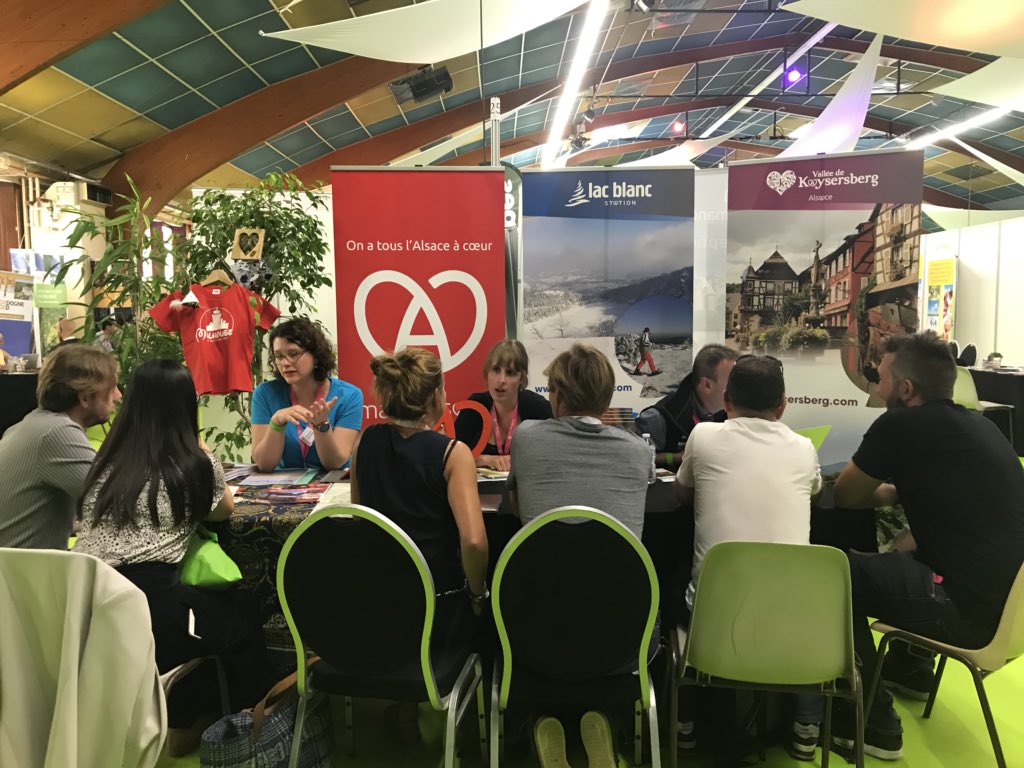 En direct du #wat18 ravie de voir que ma région a du succès auprès des #blogeursvoyages ! <a href="/ADT_alsace/">ADT_Alsace</a> #Alsace #alsacezvous 😀✌️#aveyronemotion