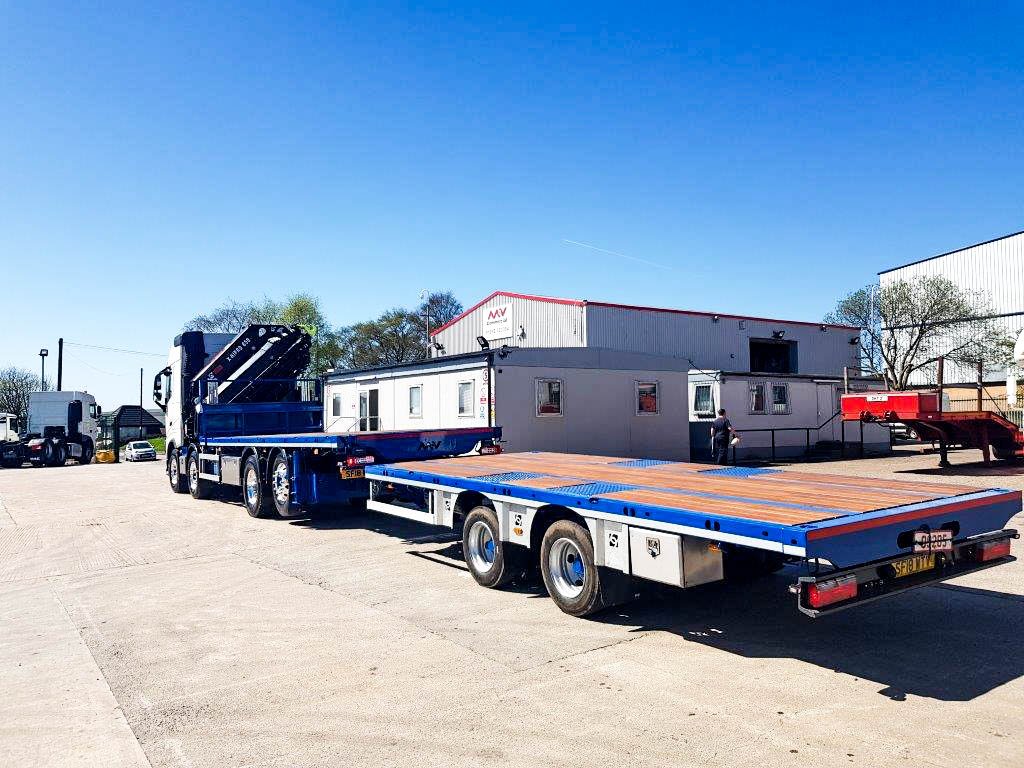 MVCommercial's tweet photo. Another vehicle delivered to @BevanTransport. This @VolvoTrucksUK FH 460 Cabin Spec Wagon and Drag fitted with a @Hiabglobal X-HIPRO 858 Crane.

See our latest Crane Trucks available at https://t.co/WgorYAKXgY https://t.co/3aE4ddeh61