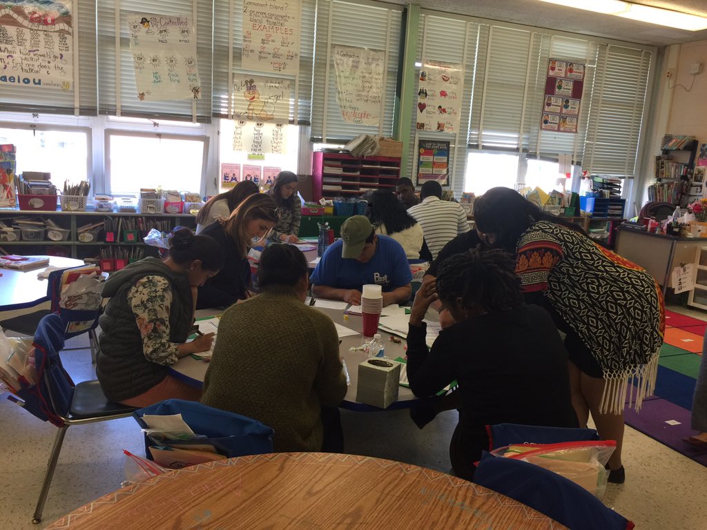 Wtrager1wtrager's tweet photo. Some examples of powerful partnerships with parents...learning together about how to best support our children both at school and at home...APTT in action at Brookside School!@OssiningSup @ossiningdirec @FaithB_APTT @AnnDealy2 @CallagyMargaret https://t.co/rKgbc39wI7
