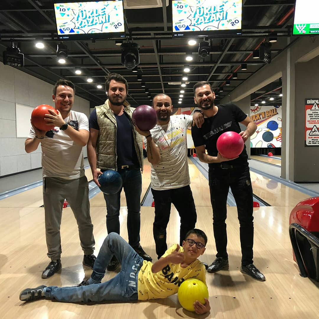 ydaparkavenue's tweet photo. YDA Park Avenue Life "Rock'n Ball"u tercih ettikleri için teşekkürler. #YDAParkAvenueLife #açıkhavadaalışveriş #rocknball #bowling #bilardo #çocukoyunalanı #laserfun #lazertag #lasertag #laserpoint #partievi #videogame #eğlencemerkezi #restoran #3top #amerikanbilardo #strike https://t.co/ObgulSWh3p