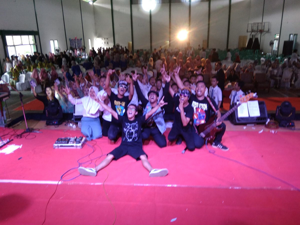 SUPER STRUM tweet media