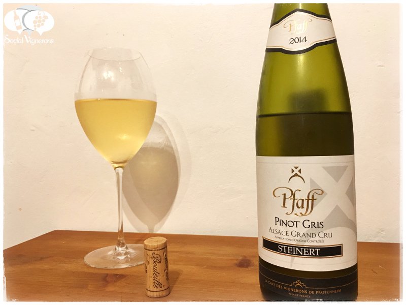 Wine Vino: 2014 Pfaff Pinot Gris Steinert Grand Cru, Alsace: Score: 92+/100   This white wine made by the Cave des Vignerons de Pfaffenheim in Alsace, France is a 100% Pinot Gris wine from the Grand Cru site of Steinert. The Steinert… bit.ly/2KcOdec via <a href="/SocialVignerons/">Social Vignerons</a>