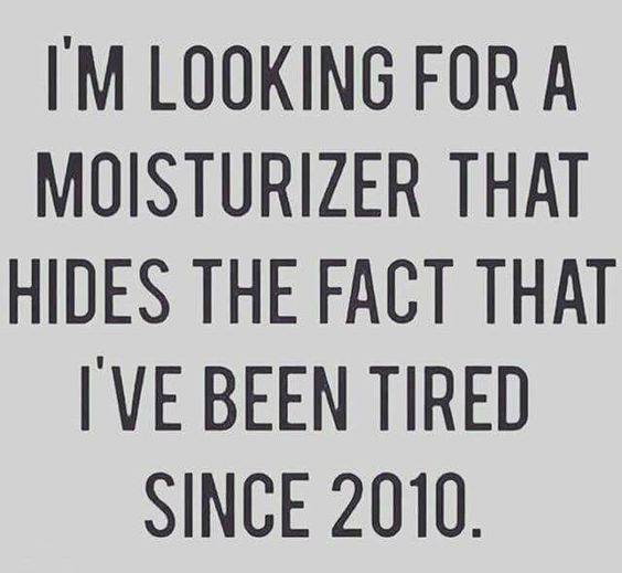MaraRanger's tweet photo. someone suggested spackling, conveniently found at your local Lowes or Home Depot #HappyTuesday #thisjustmightwork #agedefying #foreveryoung 😉 https://t.co/oBrvte8T8h