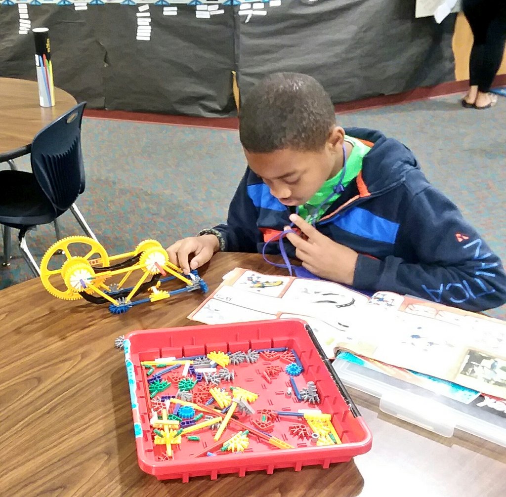 NISDmartin's tweet image. #futureengineers at #MakerMorning! #MartinInspired