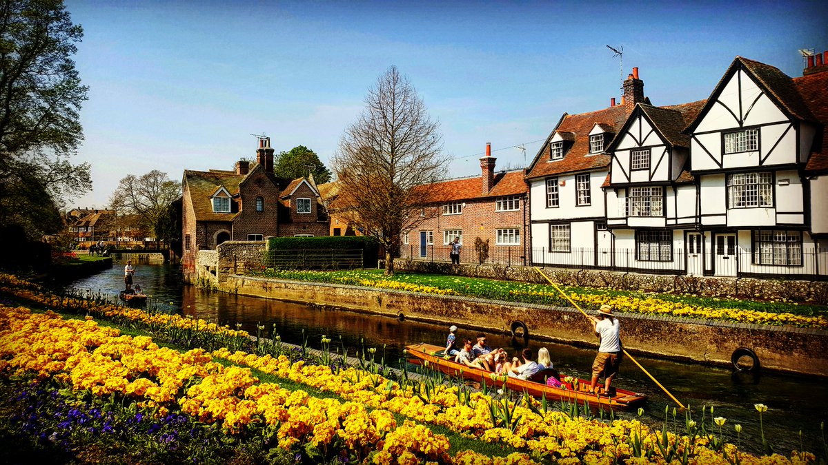 candlelighttrav's tweet photo. #travelblogger Last weekend marked my first day trip in the UK for this year and i choose one of the famous cathedral cities in England: @VisitCanterbury.
It looked absolutely stunning under that summery sun! @VisitKent
@VisitEngland https://t.co/70mf3cmxvy