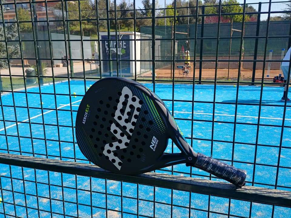 padel_italiano's tweet photo. I nostri amici di Empire Padel già hanno la loro ENEBE #Aerox Carbon Evo e voi cosa aspettate? 🤔 Se siete a #Roma veniteli a trovare! 👏 @enebepadel
https://t.co/LpPD2fCVJV 🎾🇮🇹 #padelitaliano
#enebepadel #Enebe #EnebeItalia #AeroxCarbon #pala #top #quality #Italia #Italy https://t.co/HIwk5DToL9