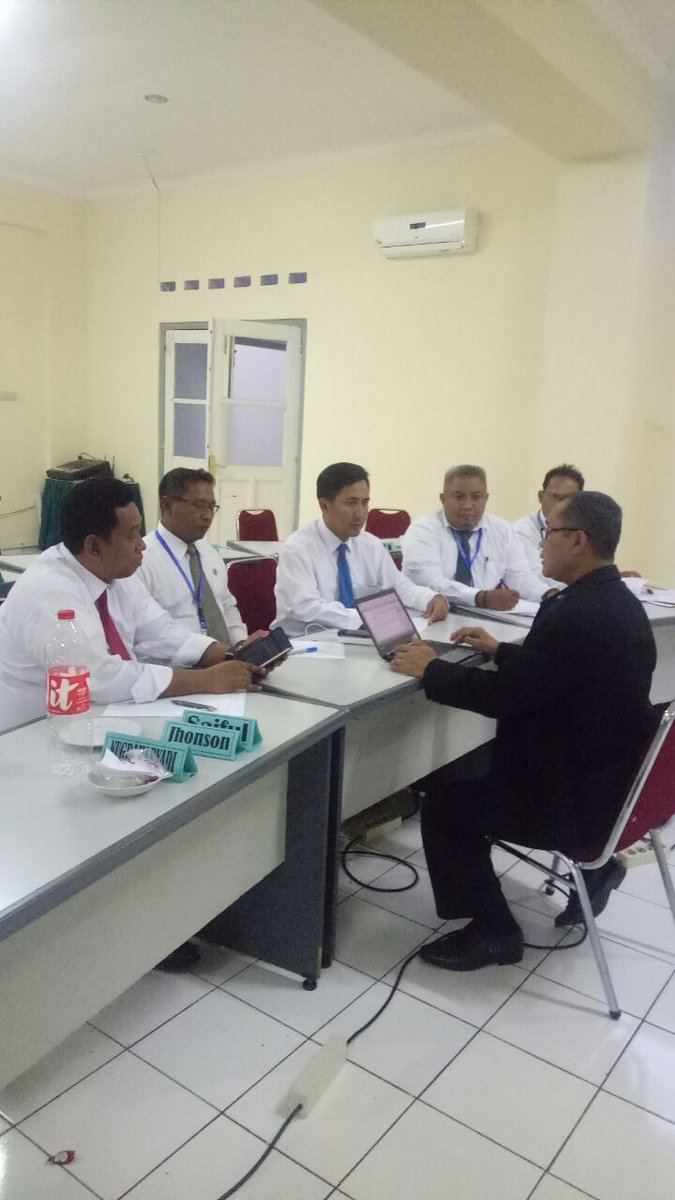 fajarekosatriyo's tweet photo. Bimbingan diklatpim 3
Semangatt perubahan https://t.co/rBqisQiHuI