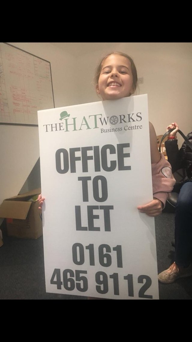 thehatworksltd's tweet photo. The Hat Works has spacious modern offices to let. Suitable for 2/3 persons. From only £50/week all inclusive.  Flexible terms available. Please take a look at our website - https://t.co/aTK1rWGg0I. https://t.co/NXZ1cNLvch