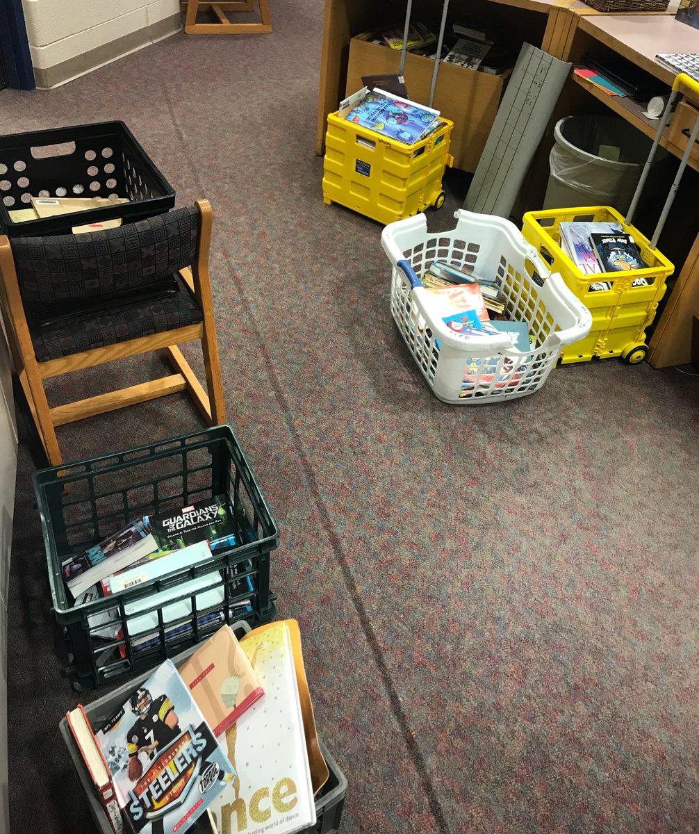 scole123abc's tweet photo. Tripping over books this morning but that just means my readers are reading. Love it! #librarylife #LearningCommons #SPEinspires #WeAreClarkston https://t.co/1Np7f6nYVX