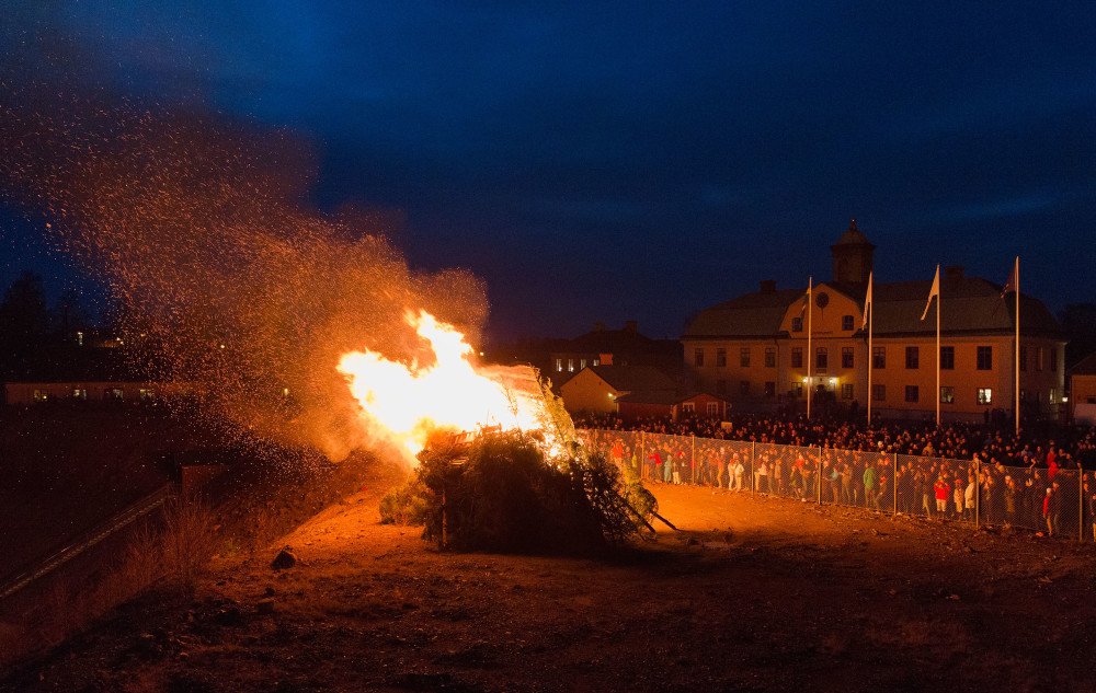 Falu Gruva tweet media