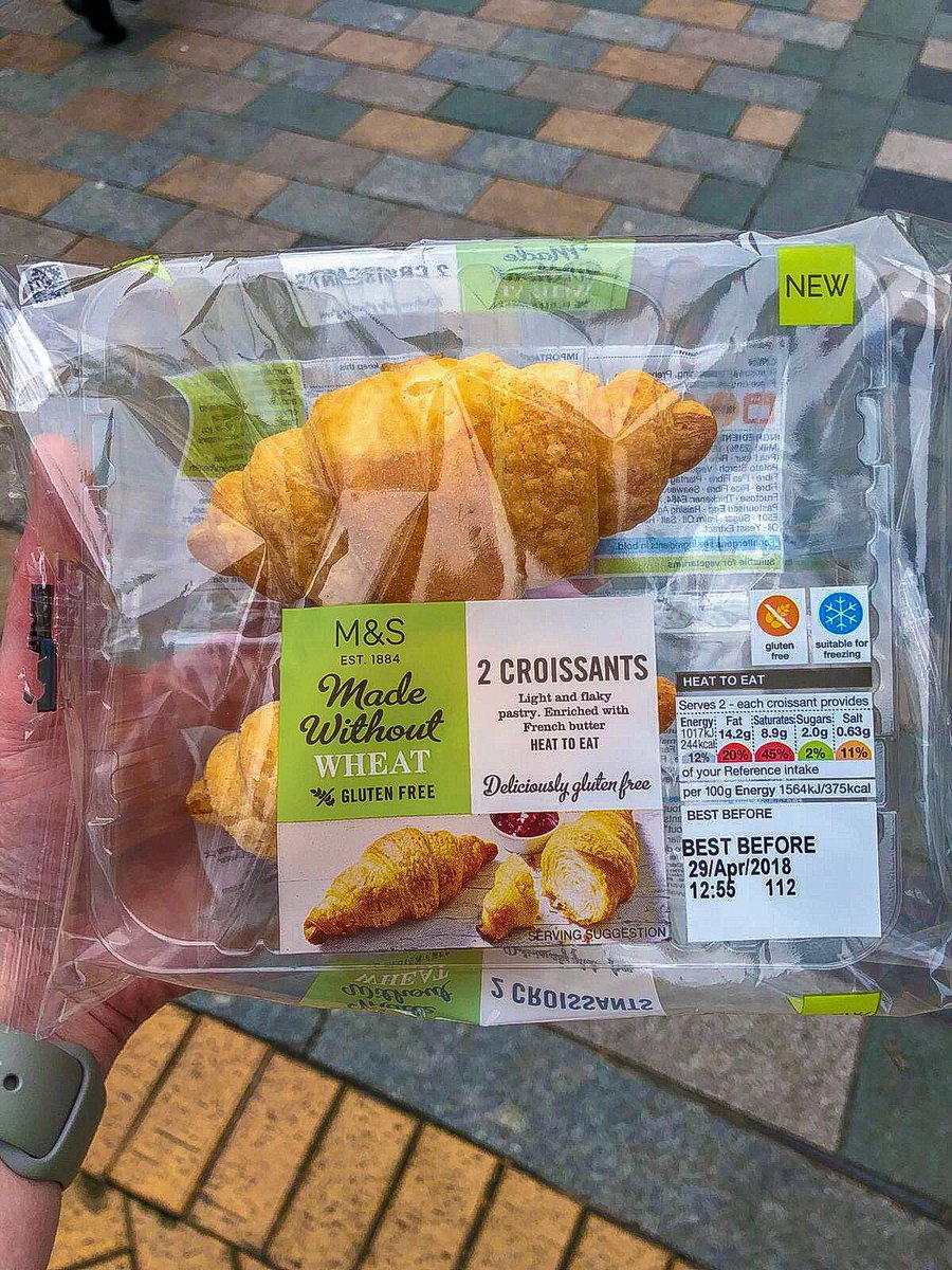 beckyexcell's tweet photo. I found them, I found them 😆 gluten free croissants 🥐 and gluten free danish pastries 😋 Thank you @marksandspencer you make me happy every single day 🙌🏻
(If anyone wants ingredients lists and prices let me know) https://t.co/B7YTWNop1P
