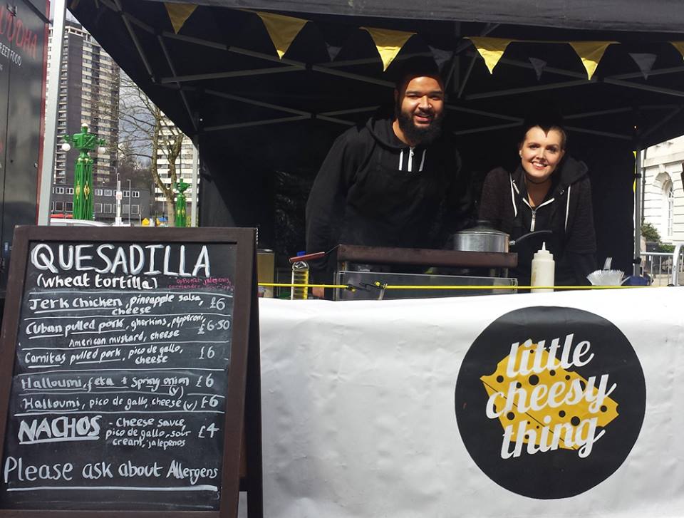 GreenWalkAC's tweet photo. To help you with your browsing we have fabulous homemade cakes, tea &amp; coffee on the Green aswell as fine local nosh from Little Cheesy Things @Ltlcheesything MC Street food @mazlinford Wrap Scallion @wrapscallion_co &amp; Gingers comfort emporium @GingersComfort #GWAC18 #streetfood https://t.co/GAEwxHcKuW