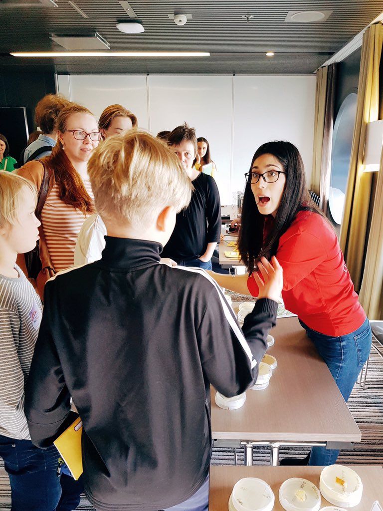 evagaresp's tweet photo. Graphic summary of the morning at Viking Grace @vikingline_se. Loads of plate showcasing, #antibioticresistance awareness and lots of fun! Now short rest before we continue until the night closes at #scicruise #scicomm #forskom https://t.co/tRfOGivFmB