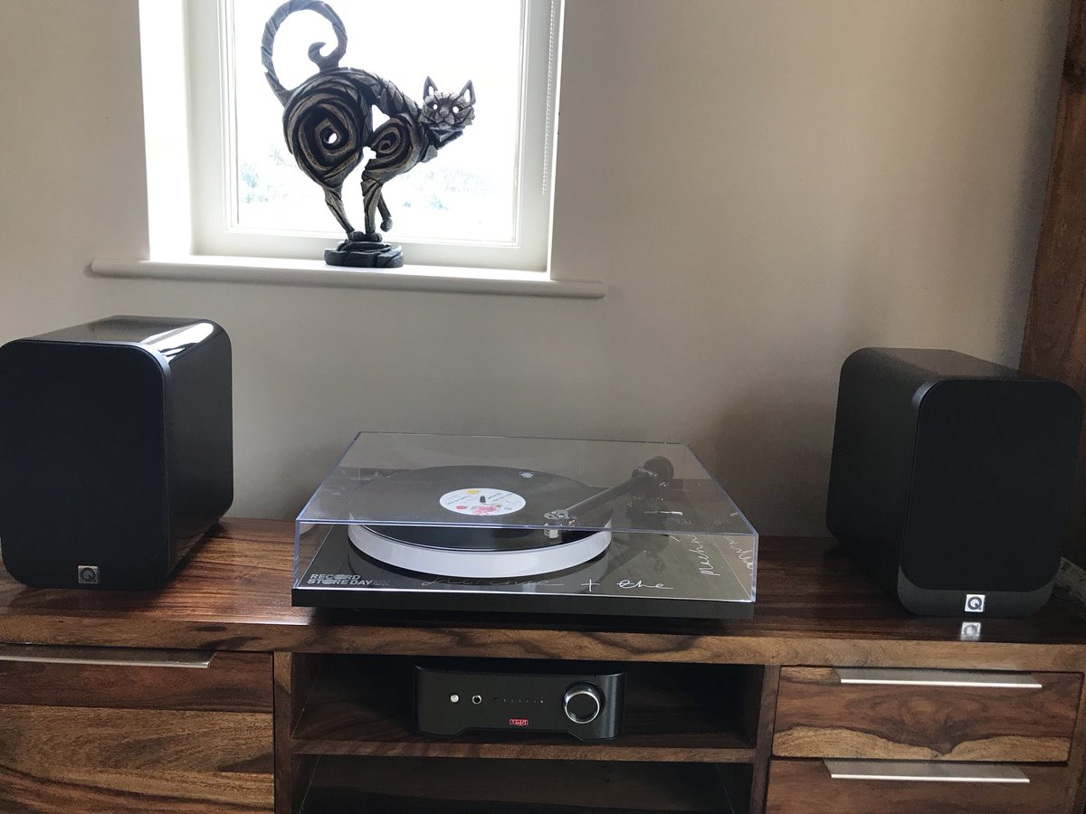 Loving the new turntable. Sounds fantastic Xx <a href="/RegaResearch/">Rega Research Ltd.</a>